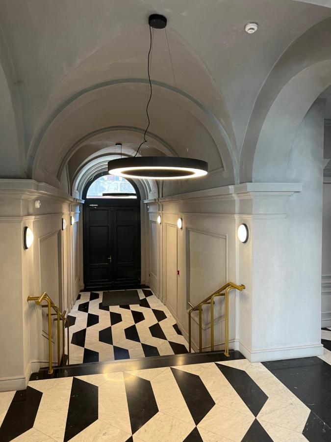 Luxe Central Studio With Pool, Parking & Ac Budapeszt Zewnętrze zdjęcie